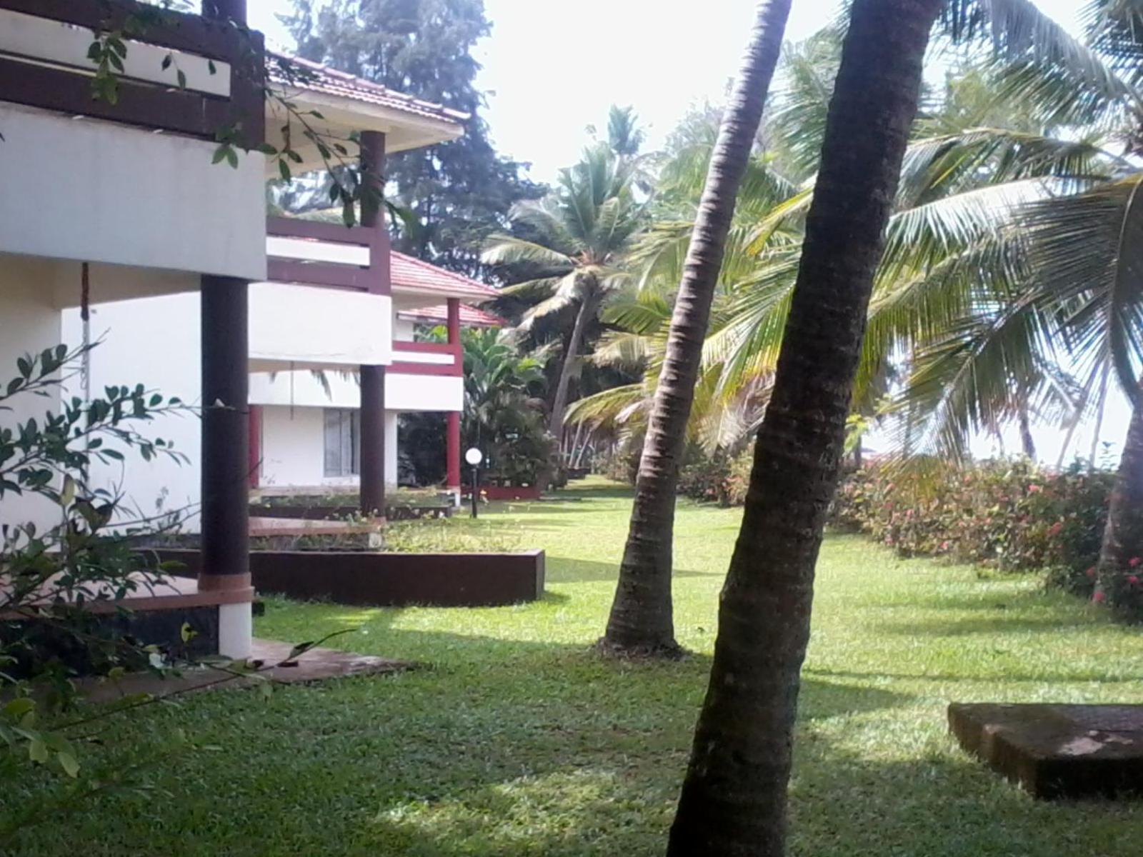 Kappad Beach Resort Chemancheri Kültér fotó