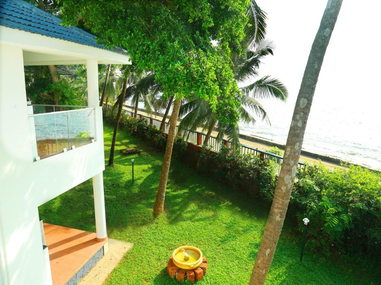 Kappad Beach Resort Chemancheri Kültér fotó